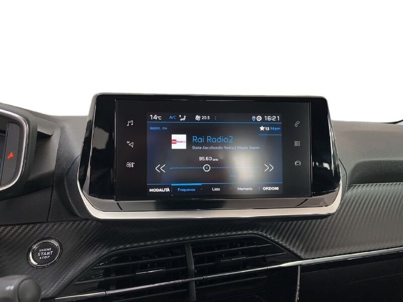 Peugeot 2008 II 2020 1.2 puretech Allure Pack s&s 100cv usato a Torino