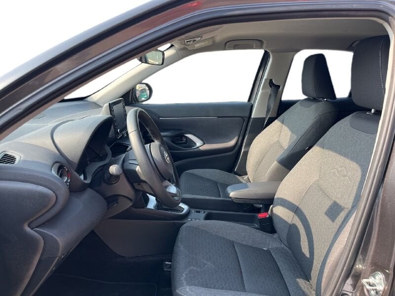 Toyota Yaris Cross 1.5h Business fwd 116cv e-cvt  usato a Torino