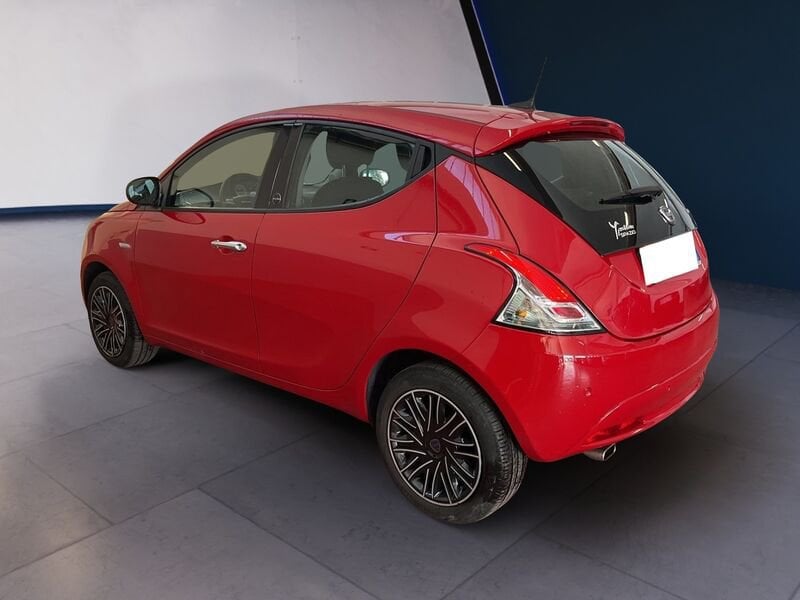Lancia Ypsilon III 2021 1.0 firefly hybrid Gold s&s 70cv usato a Torino