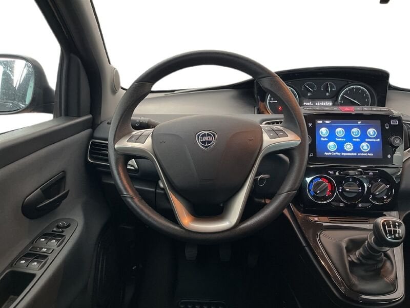 Lancia Ypsilon III 2021 1.0 firefly hybrid Gold s&s 70cv  usato a Torino