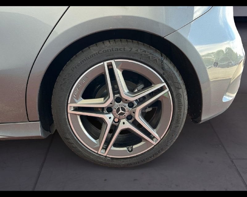 Mercedes-Benz Classe A – W177 2023 A 180 AMG Line Premium auto usato a Torino
