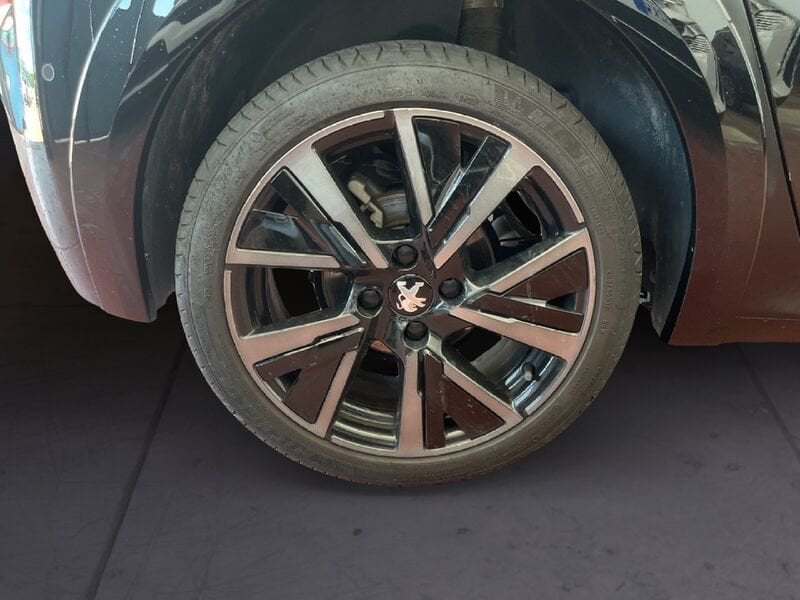Peugeot 208 II 2019 1.2 puretech GT s&s 100cv eat8 benzina usato a Torino