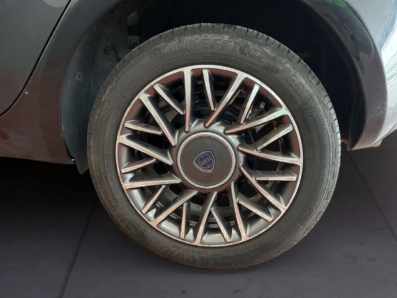 Lancia Ypsilon III 2021 1.0 firefly hybrid Gold s&s 70cv  usato a Torino