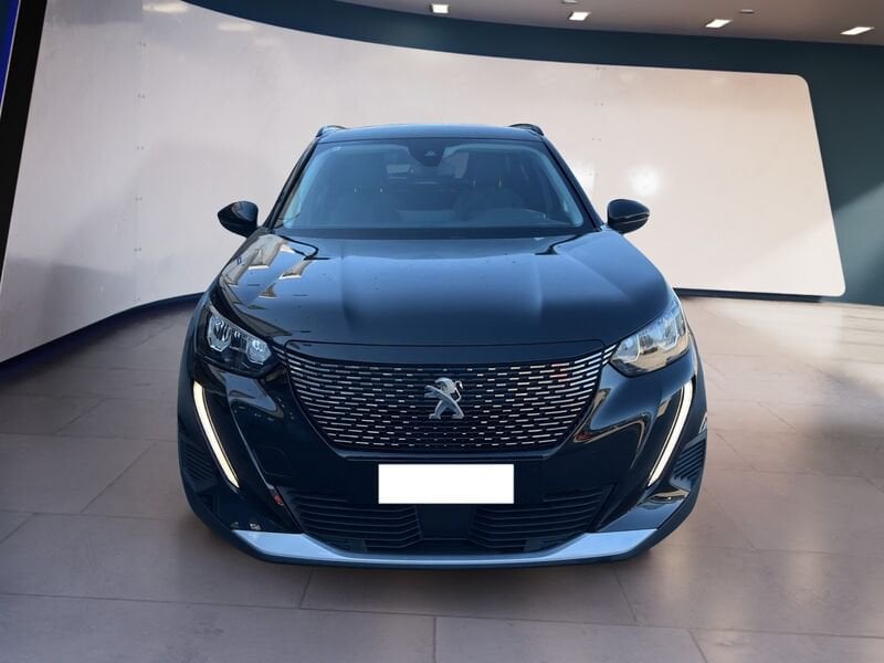 Peugeot 2008 II 2020 – 1.2 puretech Allure Pack s&s 100cv benzina usato a Torino