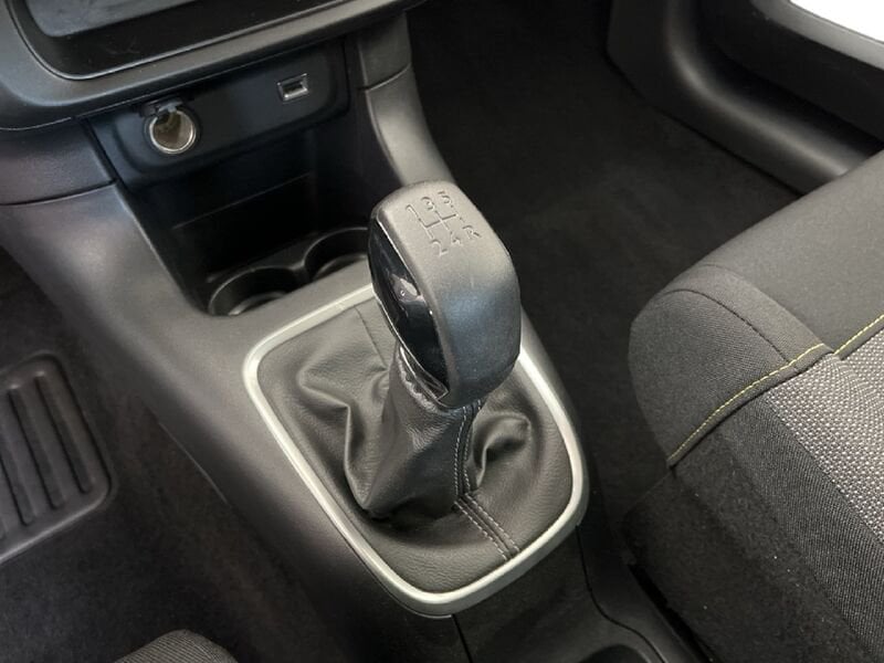 Citroën C3 III 2017 1.2 puretech Shine Pack s&s 83cv benzina usato a Torino