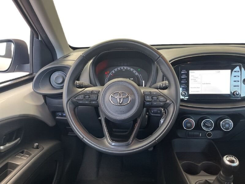 Toyota Aygo X 1.0 Active 72cv benzina usato a Torino