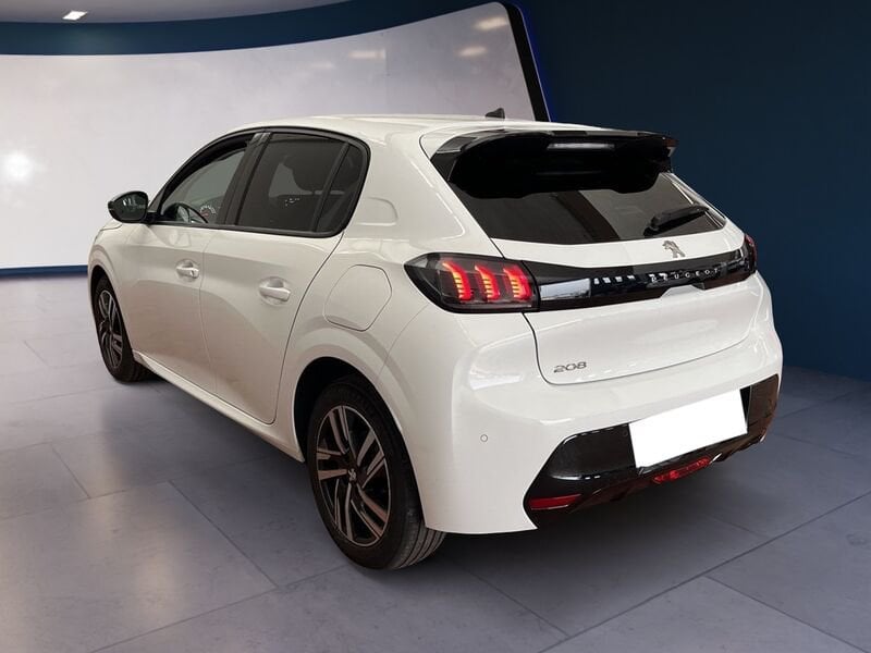 Peugeot 208 II 2019 1.2 puretech Allure s&s 100cv eat8 my20 benzina usato a Torino