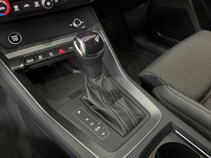 Audi Q3 II 2018 35 2.0 tdi S line edition s-tronic diesel usato a Torino