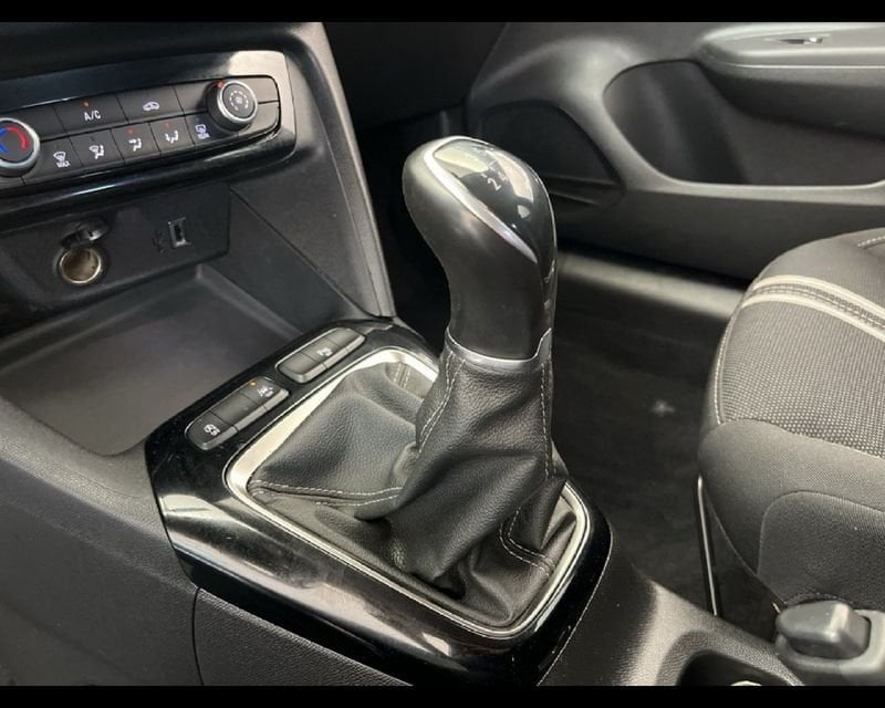 Opel Corsa VI 2020 1.2 D&T s&s 75cv benzina usato a Torino