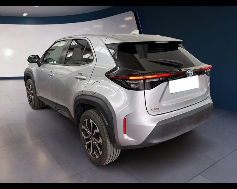 Toyota Yaris Cross 1.5h Trend awd-i 116cv e-cvt usato a Torino