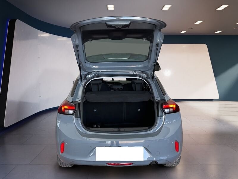 Opel Corsa Nuova 1.2 100 MT6 benzina usato a Torino