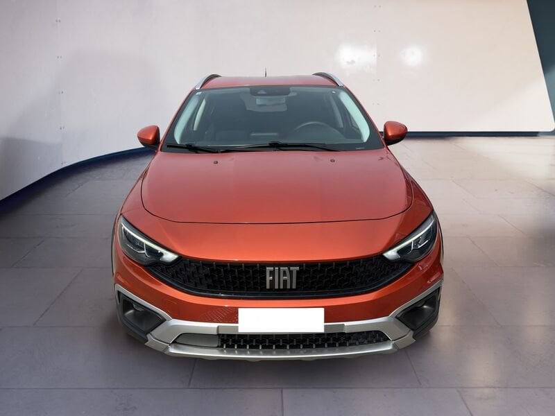 FIAT Tipo 5 porte Cross II 2021 5p 1.5 t4 hybrid Cross 130cv dct ibrida usato a Torino