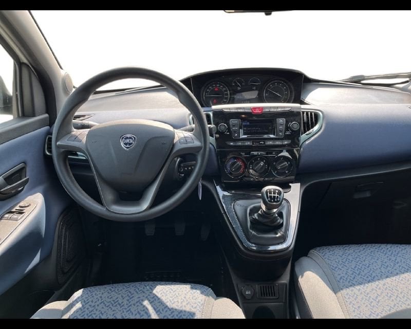 Lancia Ypsilon NUOVA My24 402 Oro 1.0 usato a Torino