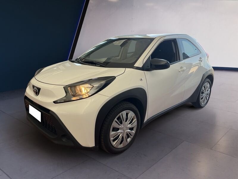 Toyota Aygo X 1.0 Active 72cv benzina usato a Torino