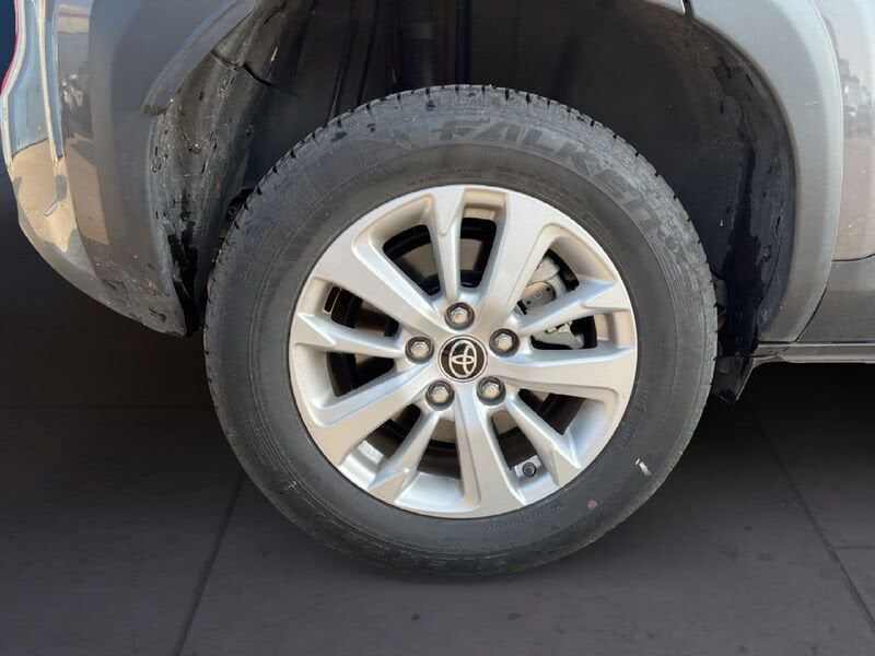 Toyota Yaris Cross 1.5h Business fwd 116cv e-cvt  usato a Torino