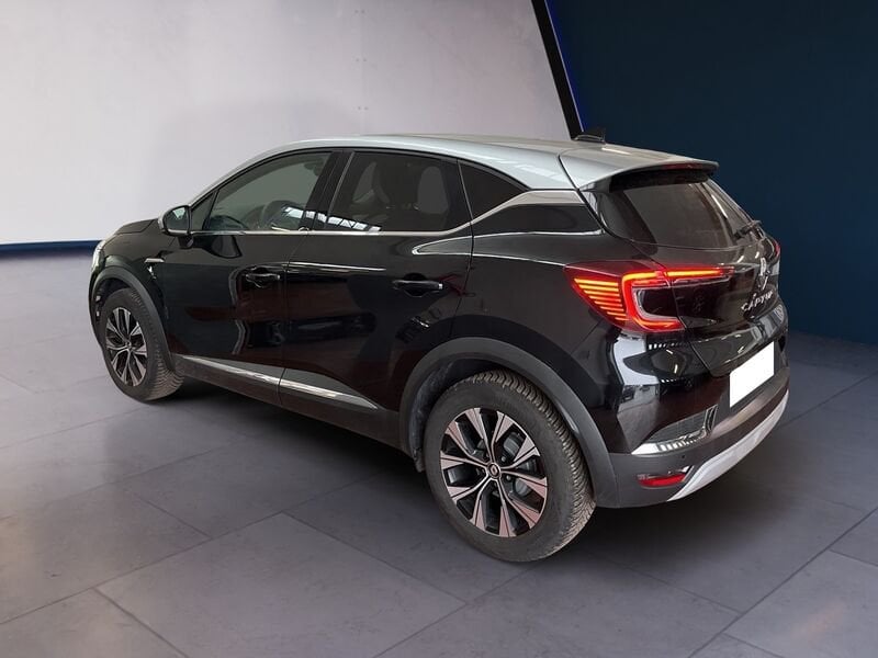 Renault Captur II 2024 1.0 tce Techno 90cv usato a Torino