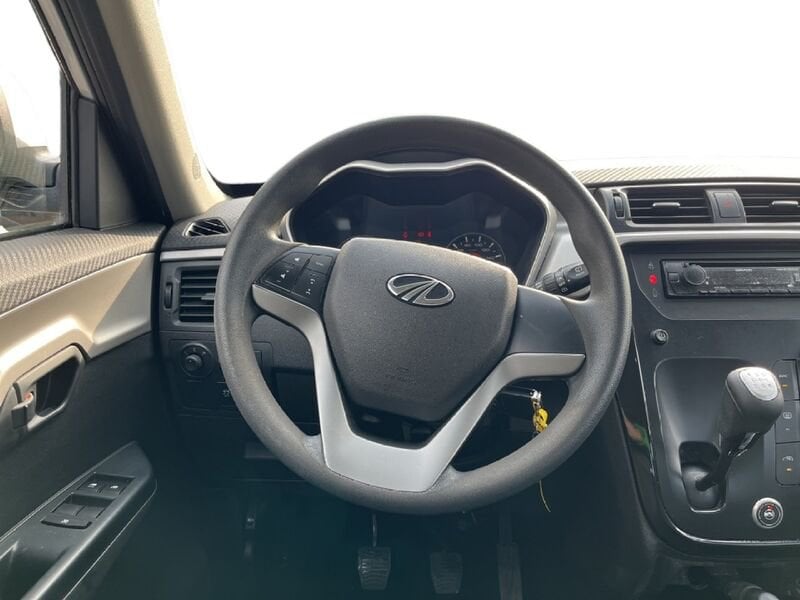 Mahindra KUV100 1.2 K8 m-bifuel usato a Torino