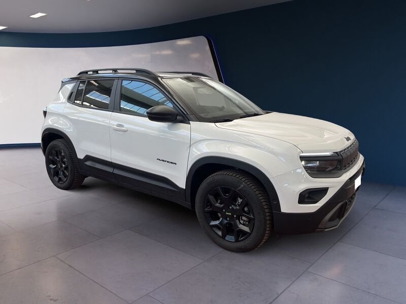 Jeep Avenger ICE 4XE 1.2 145 CV Mhev Overland usato a Torino