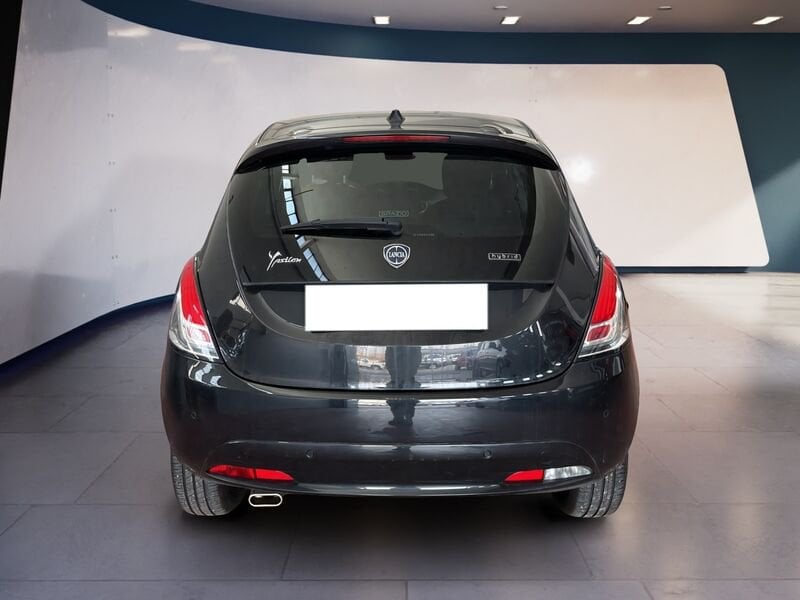 Lancia Ypsilon III 2021 1.0 firefly hybrid Gold s&s 70cv  usato a Torino
