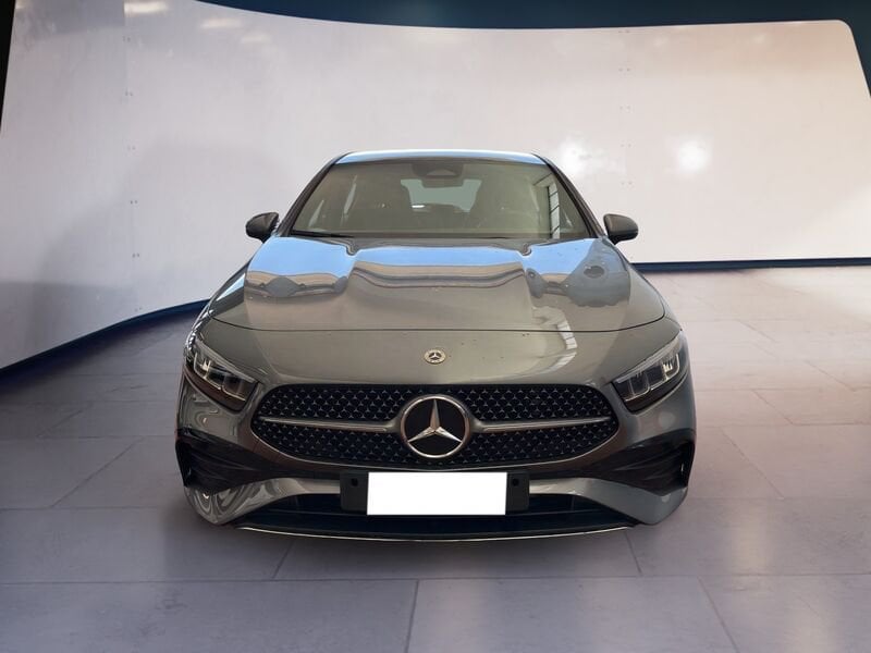 Mercedes-Benz Classe A – W177 2023 A 180 AMG Line Premium auto  usato a Torino