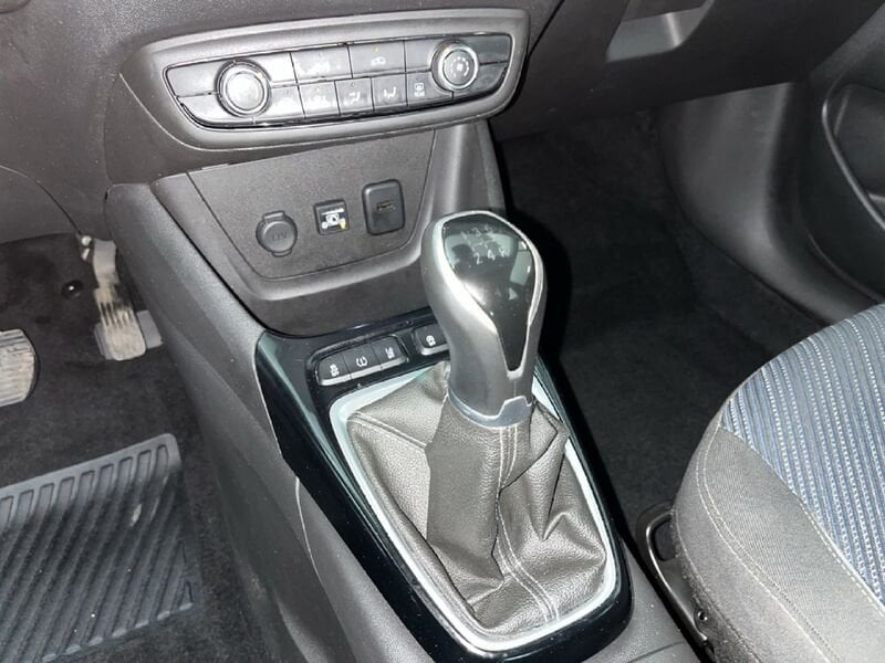 Opel Crossland x 1.2 120 Anniversary 83cv usato a Torino