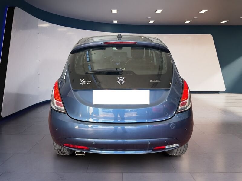 Lancia Ypsilon III 2021 1.0 firefly hybrid Gold s&s 70cv ibrida usato a Torino