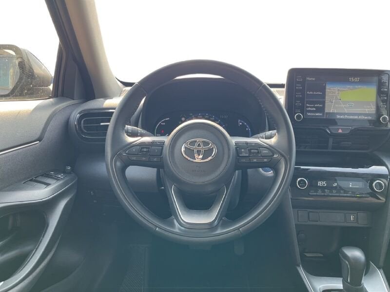 Toyota Yaris Cross 1.5h Business fwd 116cv e-cvt  usato a Torino