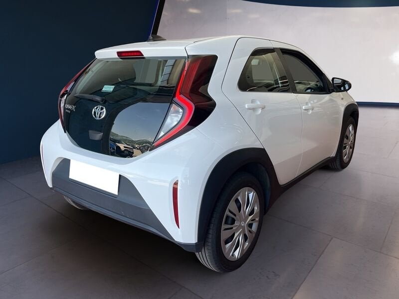 Toyota Aygo X 1.0 Active 72cv benzina usato a Torino