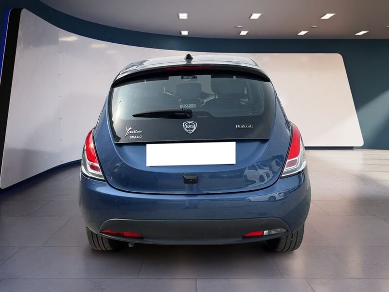 Lancia Ypsilon III 2021 1.0 firefly hybrid Gold s&s 70cv 5p.ti usato a Torino