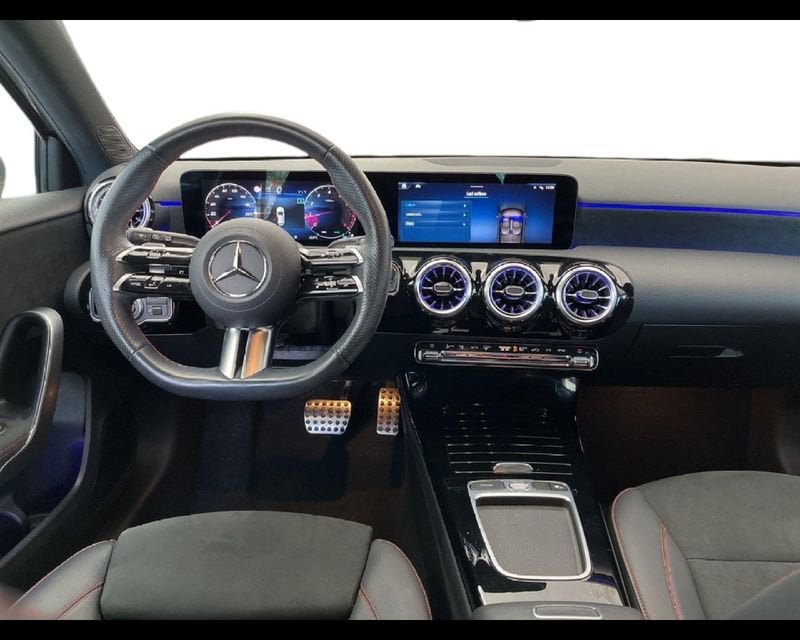 Mercedes-Benz Classe A – W177 2023 A 180 AMG Line Premium auto usato a Torino