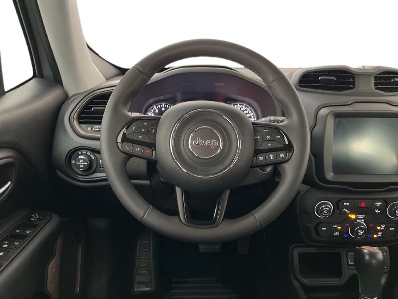 Jeep Renegade 2019 1.5 turbo t4 mhev Upland 2wd 130cv dct usato a Torino