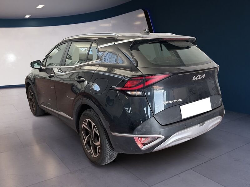 Kia Sportage V 2022 1.6 tgdi mhev Business dct usato a Torino