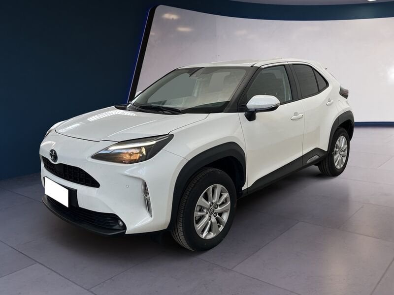 Toyota Yaris Cross 1.5h Business fwd 116cv e-cvt  usato a Torino