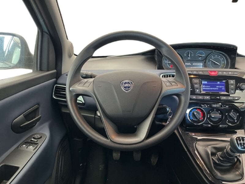 Lancia Ypsilon NUOVA My24 402 Oro 1.0  usato a Torino