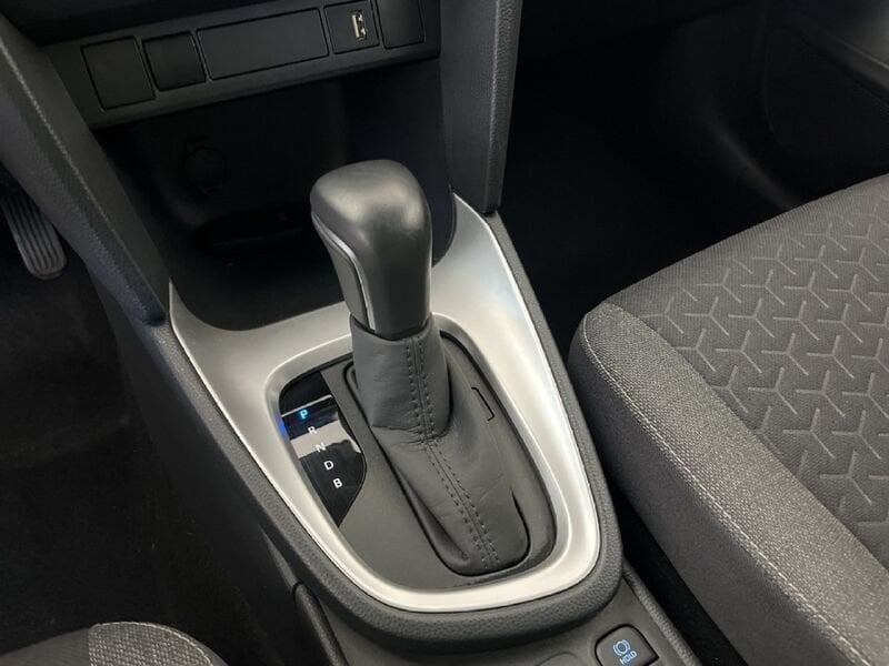 Toyota Yaris Cross 1.5h Trend fwd 116cv e-cvt usato a Torino