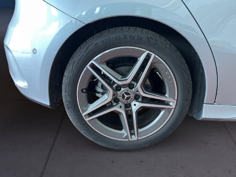 Mercedes-Benz Classe A – W177 2023 A 180 Edition AMG Line auto usato a Torino