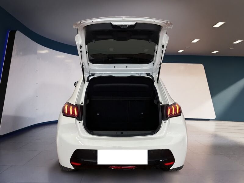 Peugeot 208 II 2019 1.2 puretech Allure s&s 100cv eat8 my20 benzina usato a Torino