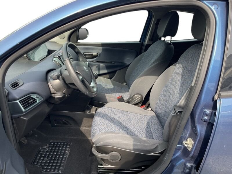 Lancia Ypsilon III 2021 1.0 firefly hybrid Gold s&s 70cv 5p.ti usato a Torino