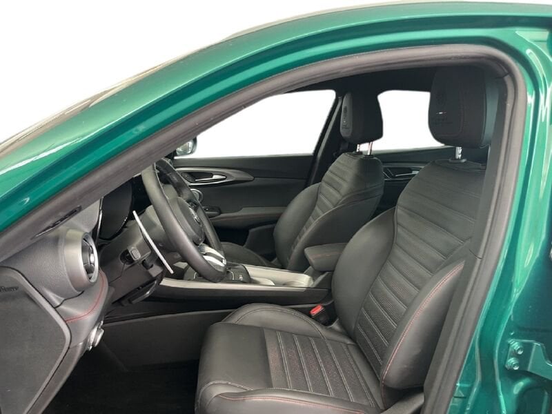 Alfa Romeo Tonale My24 Hybrid 160cv Tributo Italiano km0 a Torino