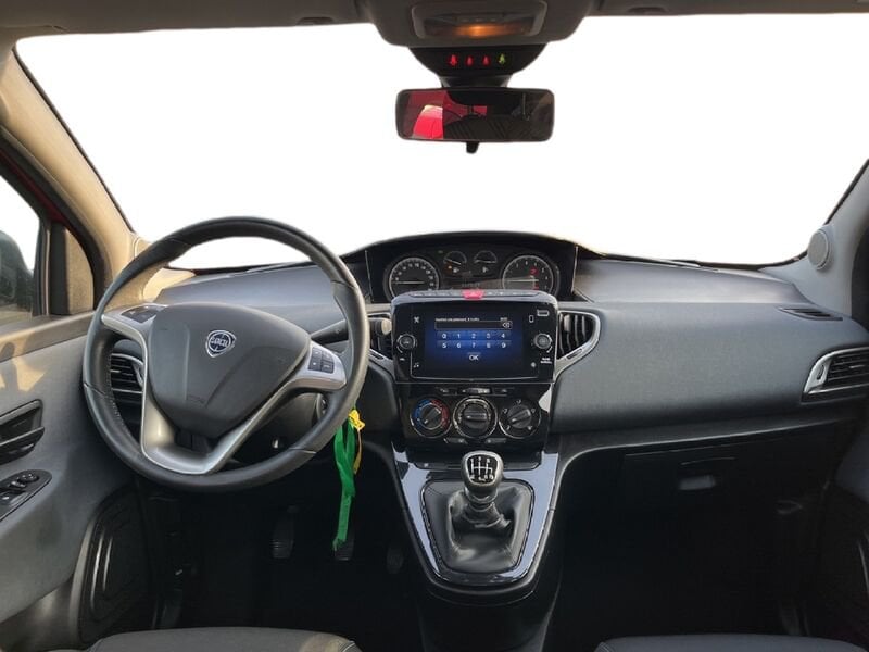 Lancia Ypsilon III 2021 1.0 firefly hybrid Gold s&s 70cv usato a Torino