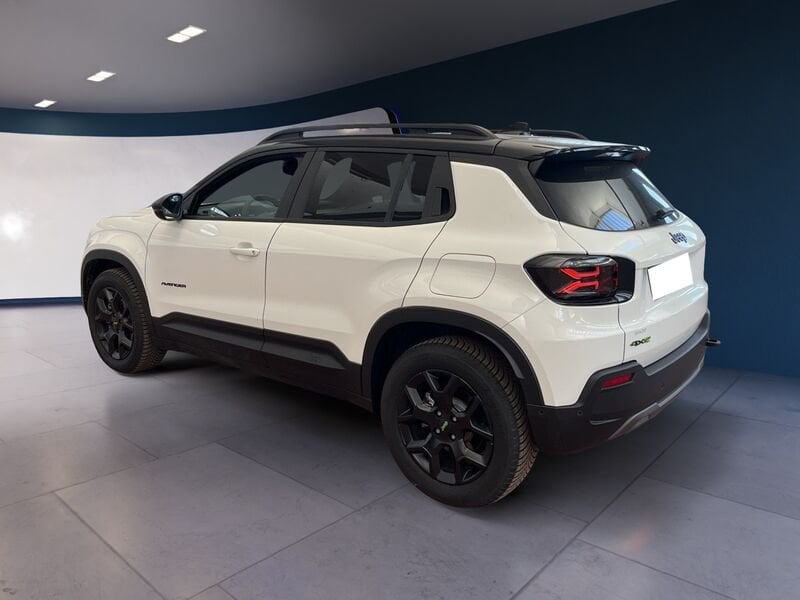 Jeep Avenger ICE 4XE 1.2 145 CV Mhev Overland usato a Torino