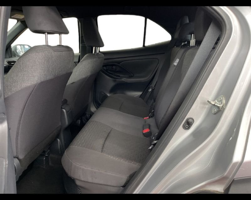 Toyota Yaris Cross 1.5h Trend awd-i 116cv e-cvt usato a Torino