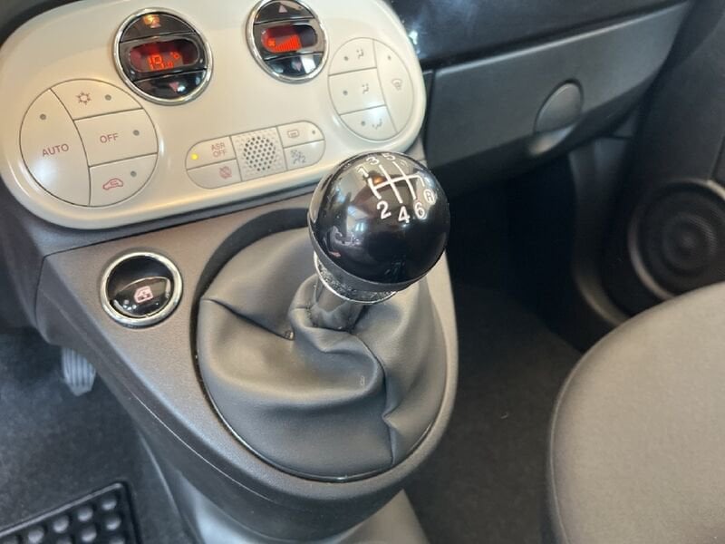 FIAT 500 III 2015 1.0 hybrid Dolcevita 70cv usato a Torino