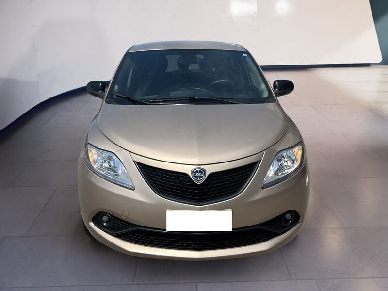 Lancia Ypsilon III 2015 1.0 hybrid Gold s&s 70cv  usato a Torino