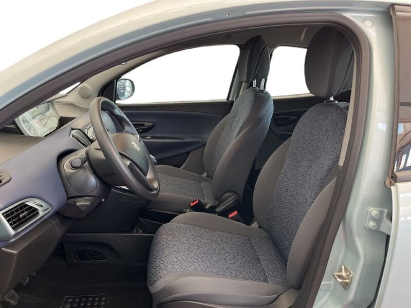 Lancia Ypsilon NUOVA My24 402 Oro 1.0  usato a Torino
