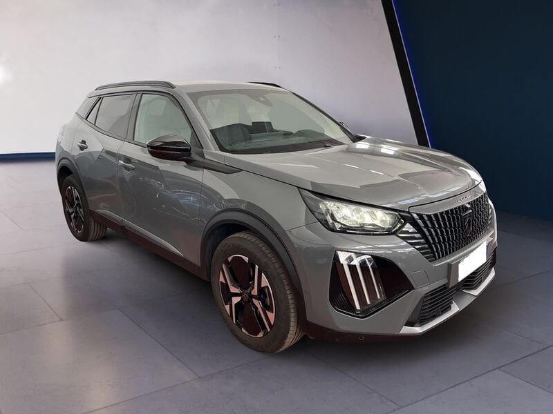 Peugeot 2008 II 2023 1.2 puretech Allure s&s 130cv eat8  usato a Torino