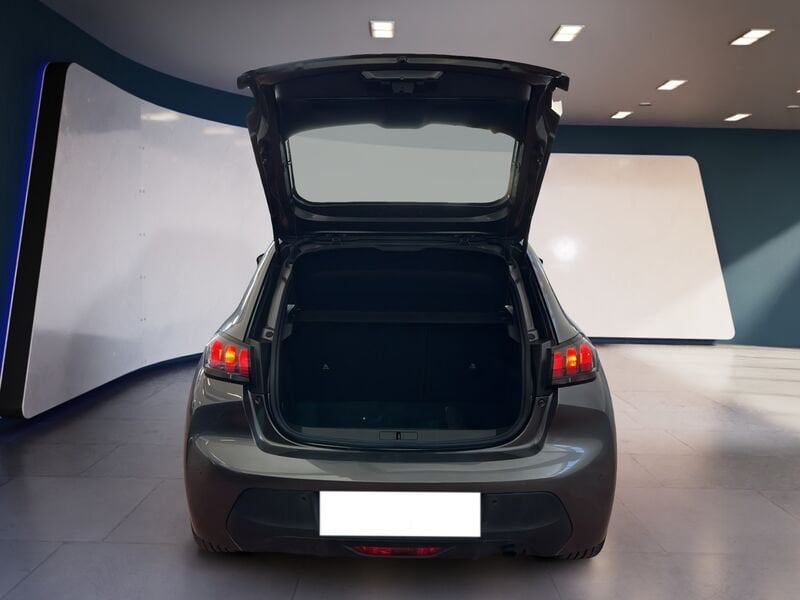 Peugeot 208 II 2019 1.2 puretech Allure s&s 75cv usato a Torino