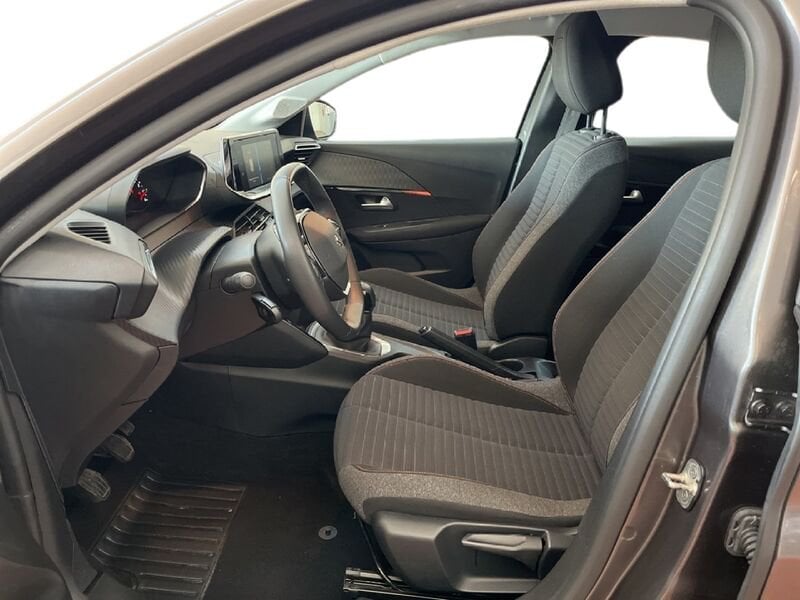 Peugeot 208 II 2019 1.2 puretech Allure s&s 75cv usato a Torino