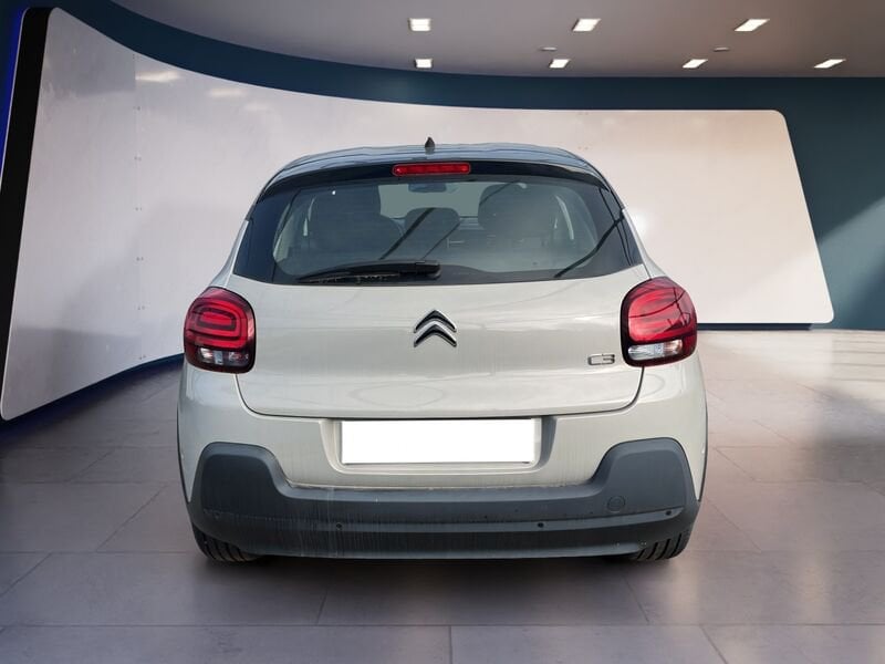 Citroën C3 III 2017 1.2 puretech Shine Pack s&s 110cv eat6 my20 benzina usato a Torino