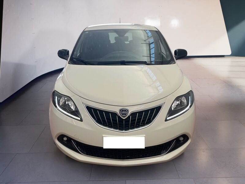 Lancia Ypsilon III 2021 1.0 firefly hybrid Gold s&s 70cv 5p.ti  usato a Torino